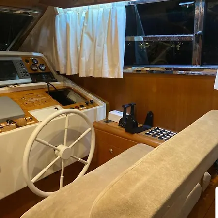 Golfe-juan Yacht קאן