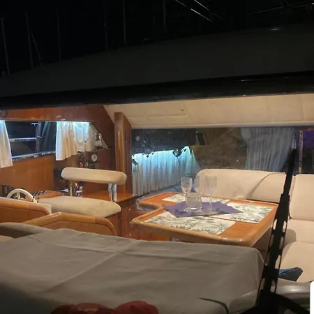 Botel Golfe-juan Yacht *